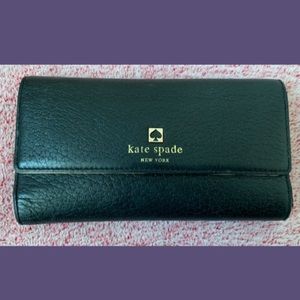 Kate Spade wallet💜